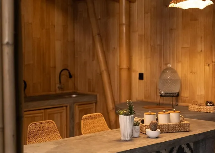 ヴィラ Makerti Bali~bamboo House Selat