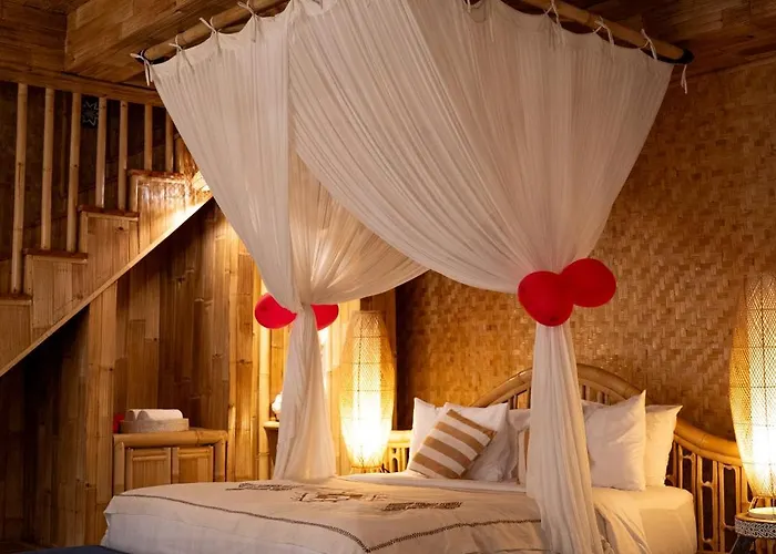 ヴィラ Makerti Bali~bamboo House Selat