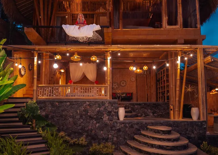 Makerti Bali~bamboo House