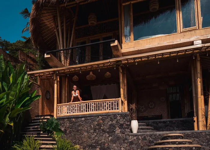 Makerti Bali~bamboo House