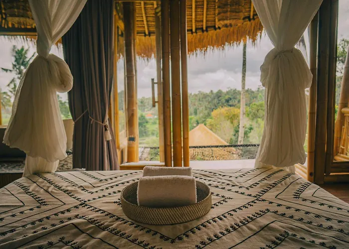 Makerti Bali~bamboo House