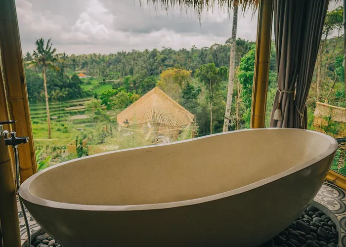 Makerti Bali~bamboo House ヴィラ